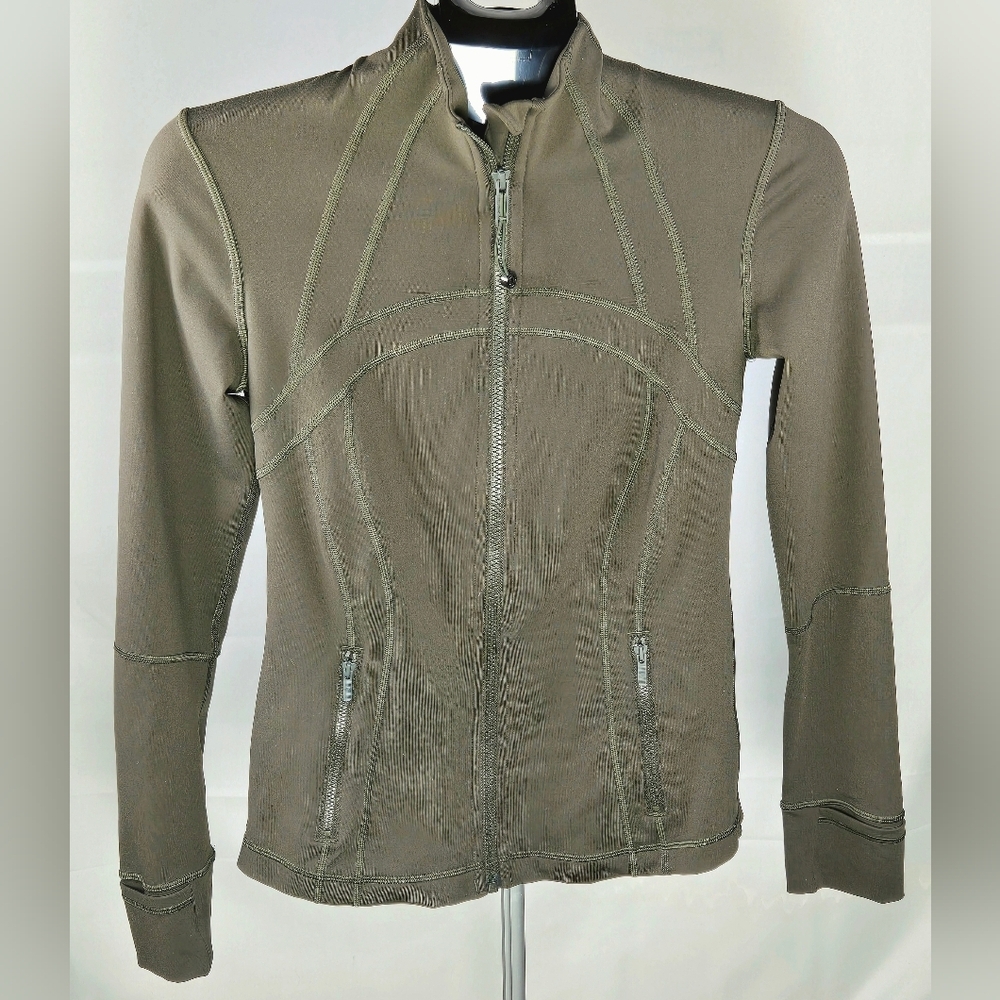 Lululemon Define Nulu Sage‎ Elevated Athleisure Jacket, Size 6